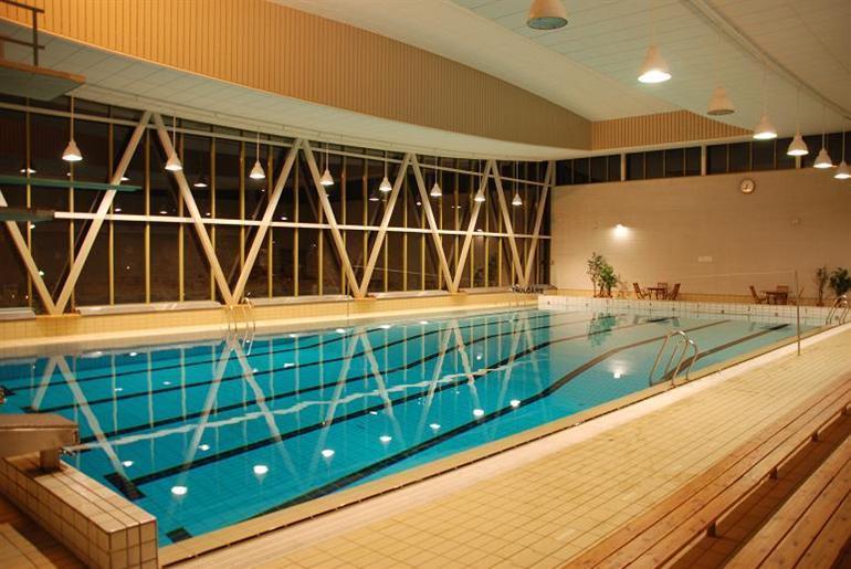 Bilete av symjehallen i Årdalshallen - Klikk for stort bilete