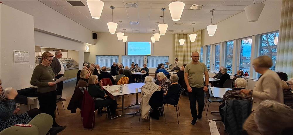 Bilete frå dialogkafe om Framtidas eldreomsorg - Klikk for stort bilete